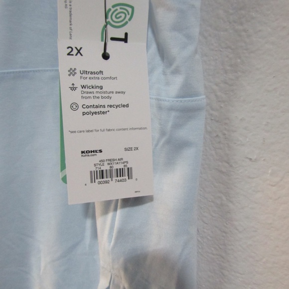 Plus Size FLX Mockneck Tank - Picture 4 of 7